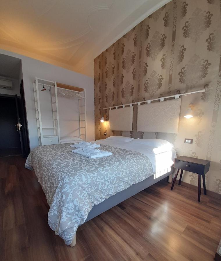Echelle Bed & Breakfast Rome Exterior photo